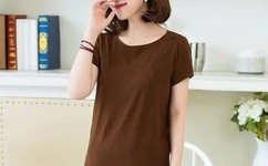 玩弄秘书的奶又大又软A片